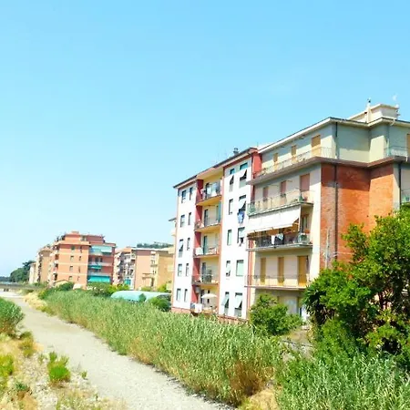 Vicino Apartment *